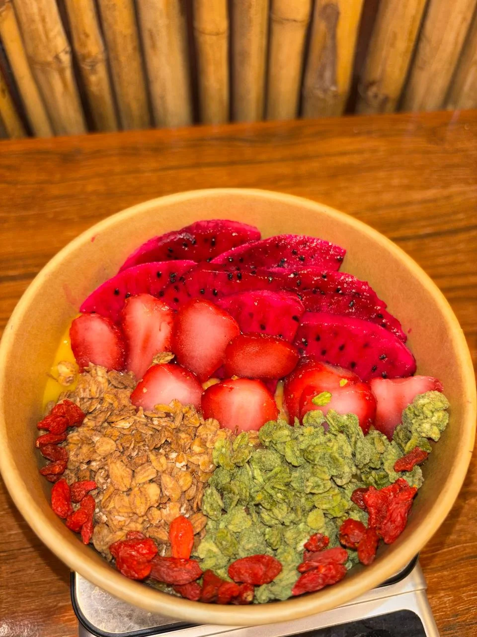 Dragon fruit smoothie bowl pink